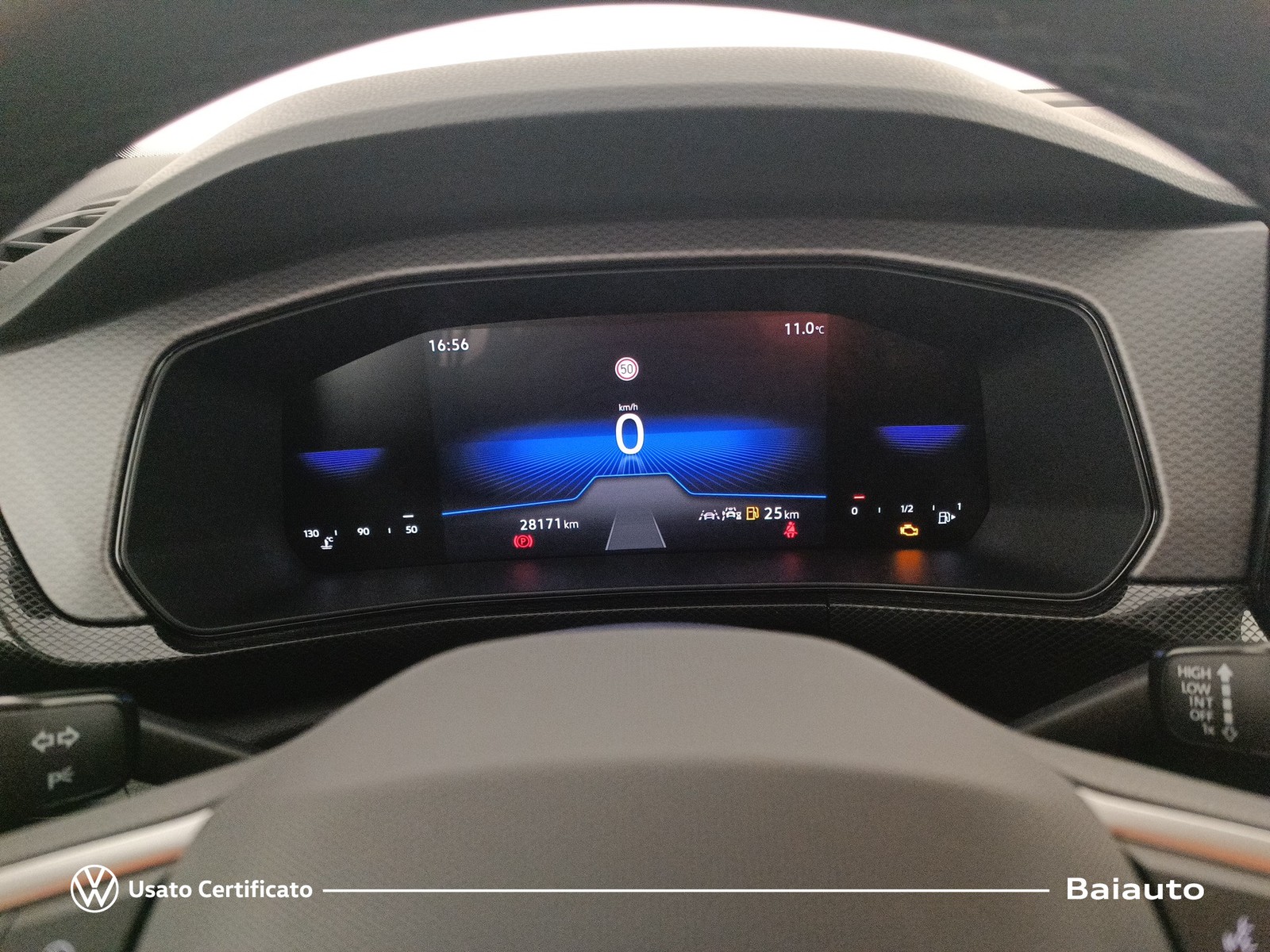 9 - Volkswagen T-Cross 1.0 tsi 95cv life