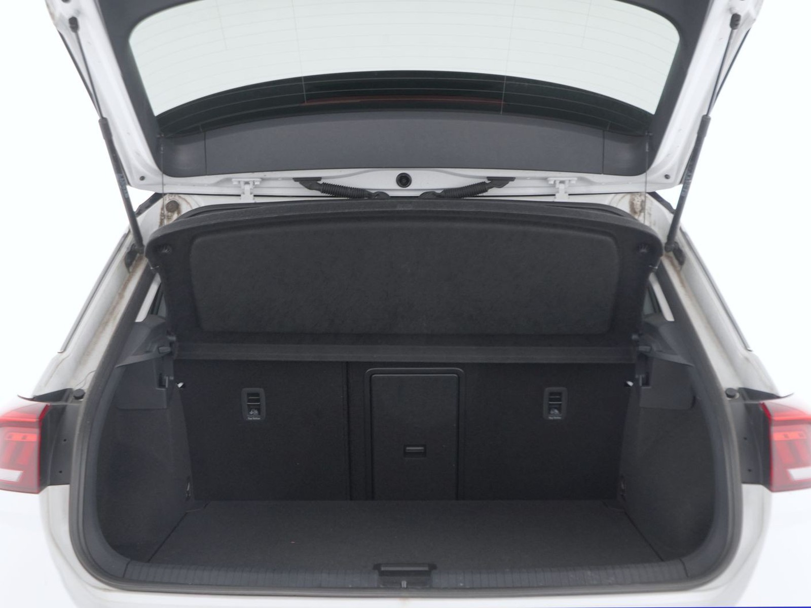 10 - Volkswagen T-Roc 1.0 tsi 110cv style