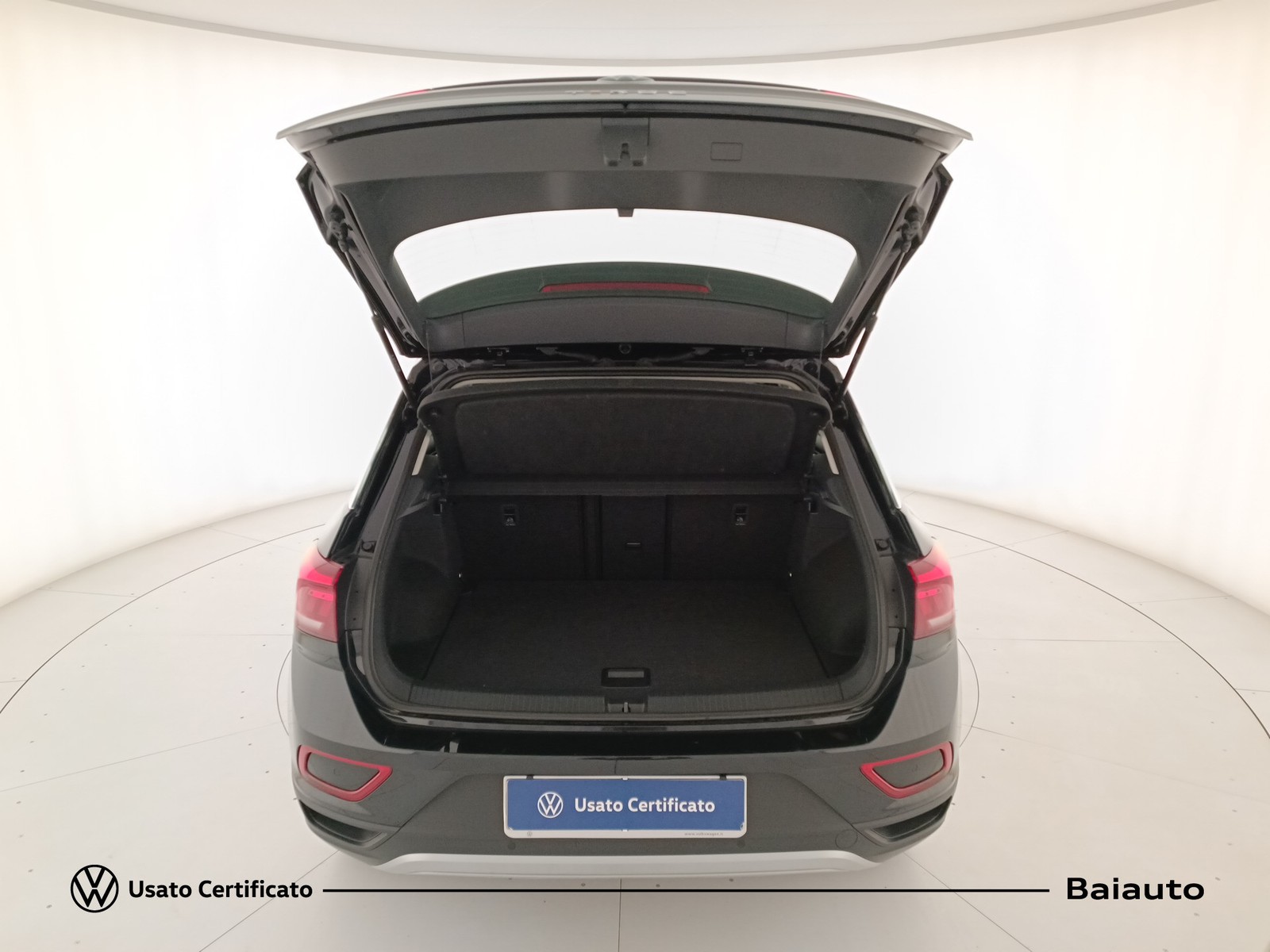 29 - Volkswagen T-Roc 2.0 tdi scr 150cv life dsg