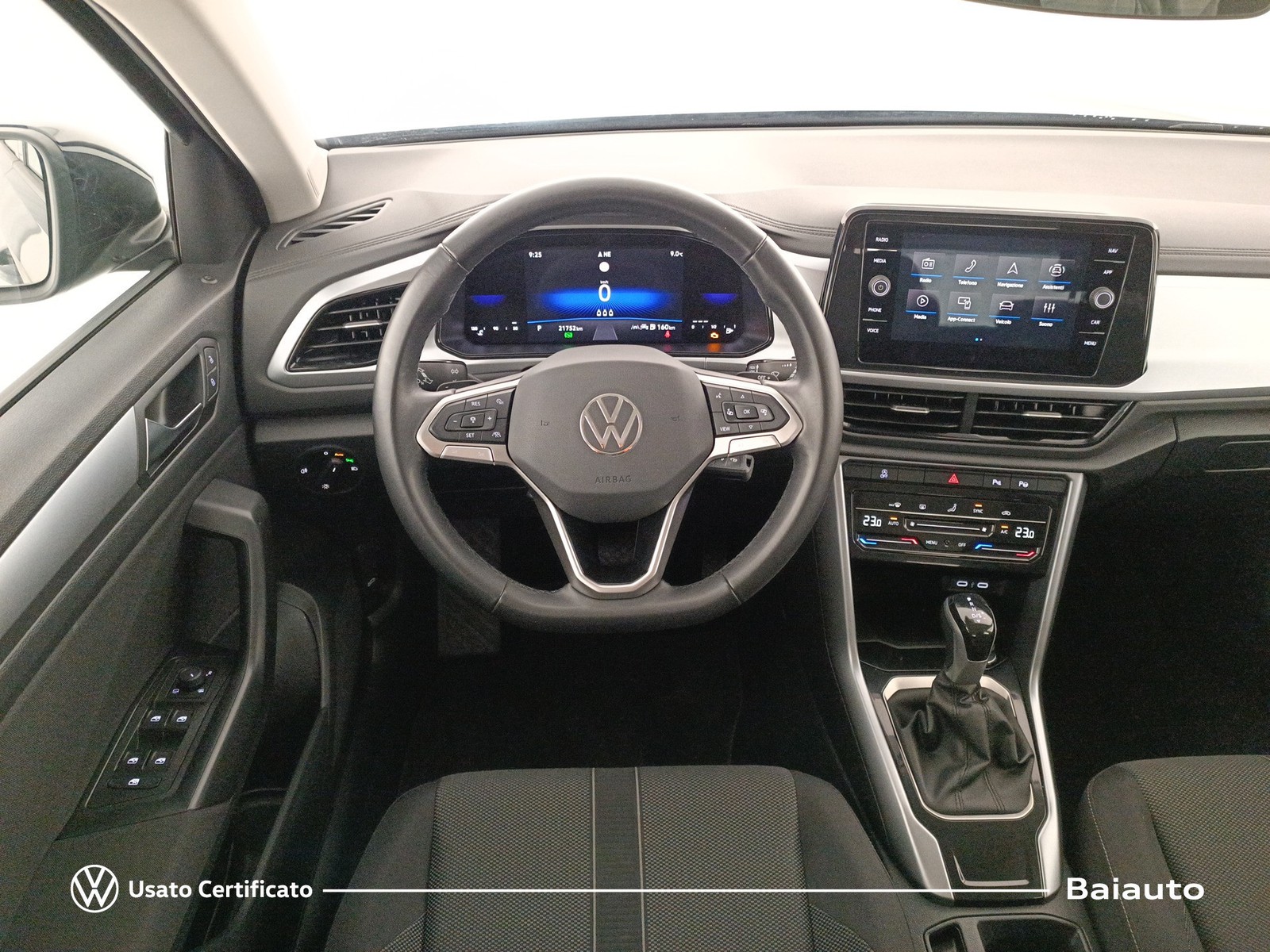 8 - Volkswagen T-Roc 2.0 tdi scr 150cv life dsg