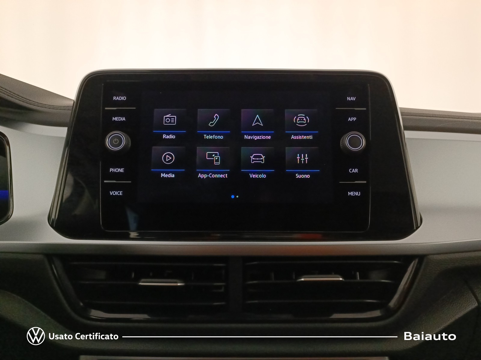 10 - Volkswagen T-Roc 2.0 tdi scr 150cv life dsg