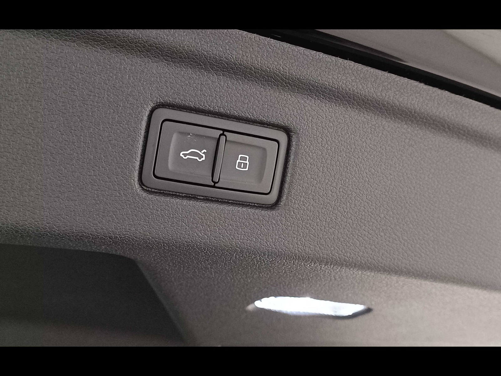 44 - Audi A5 sportback 40 2.0 tdi mhev 204cv s line edition quattro s tronic