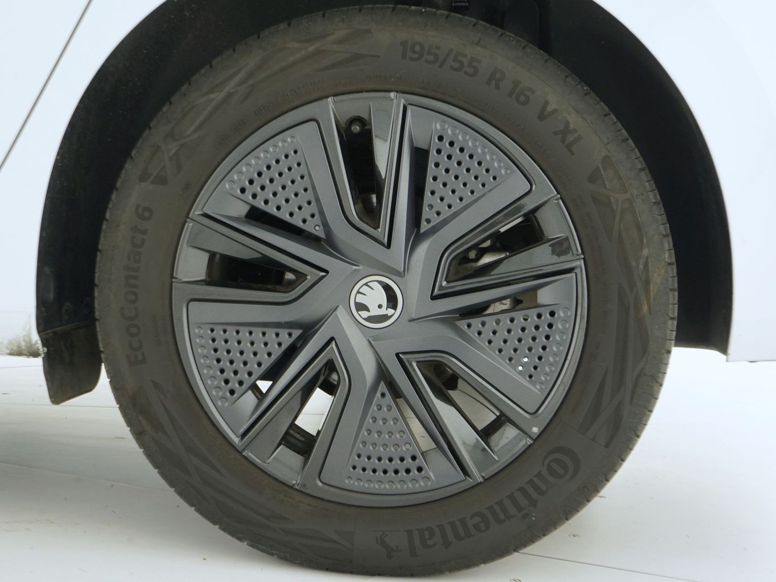 12 - Skoda Fabia 1.0 mpi evo 80cv 130 edition