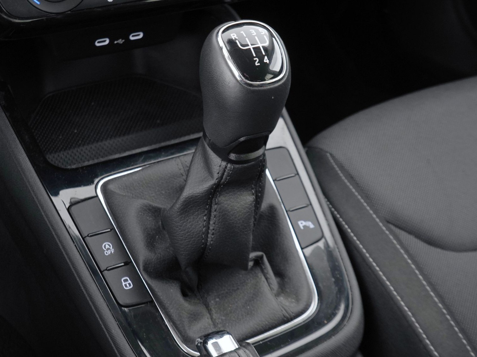 22 - Skoda Fabia 1.0 mpi evo 80cv 130 edition