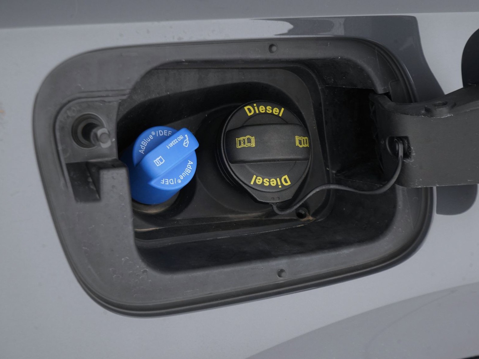 30 - Volkswagen Tiguan 2.0 tdi scr 150cv r-line plus dsg