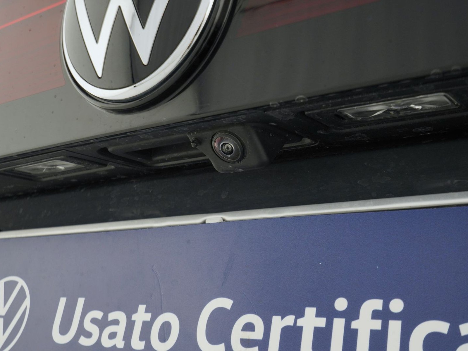 32 - Volkswagen Tiguan 2.0 tdi scr 150cv r-line plus dsg