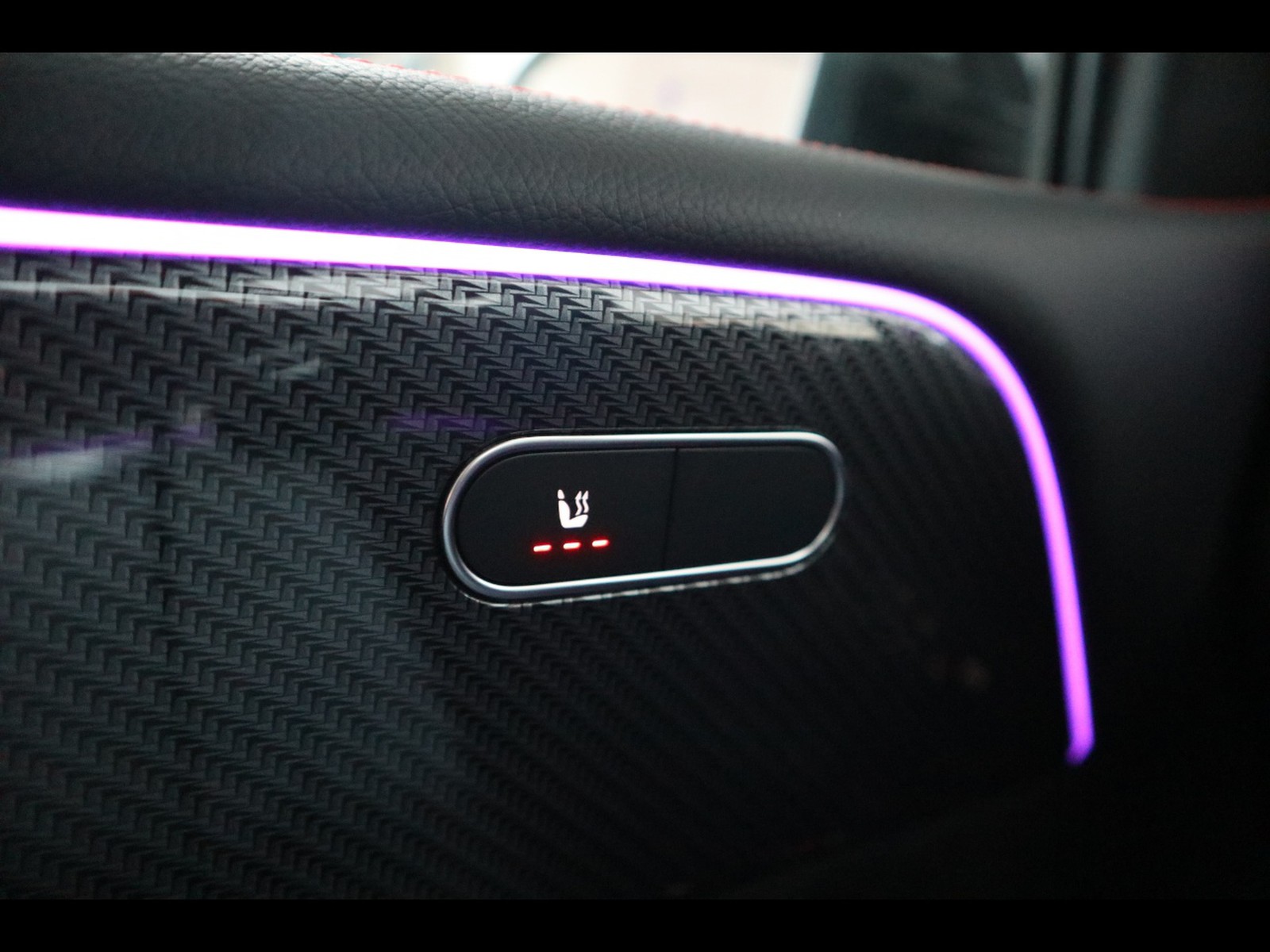 15 - Mercedes GLB 200 d amg line advanced plus 8g-dct