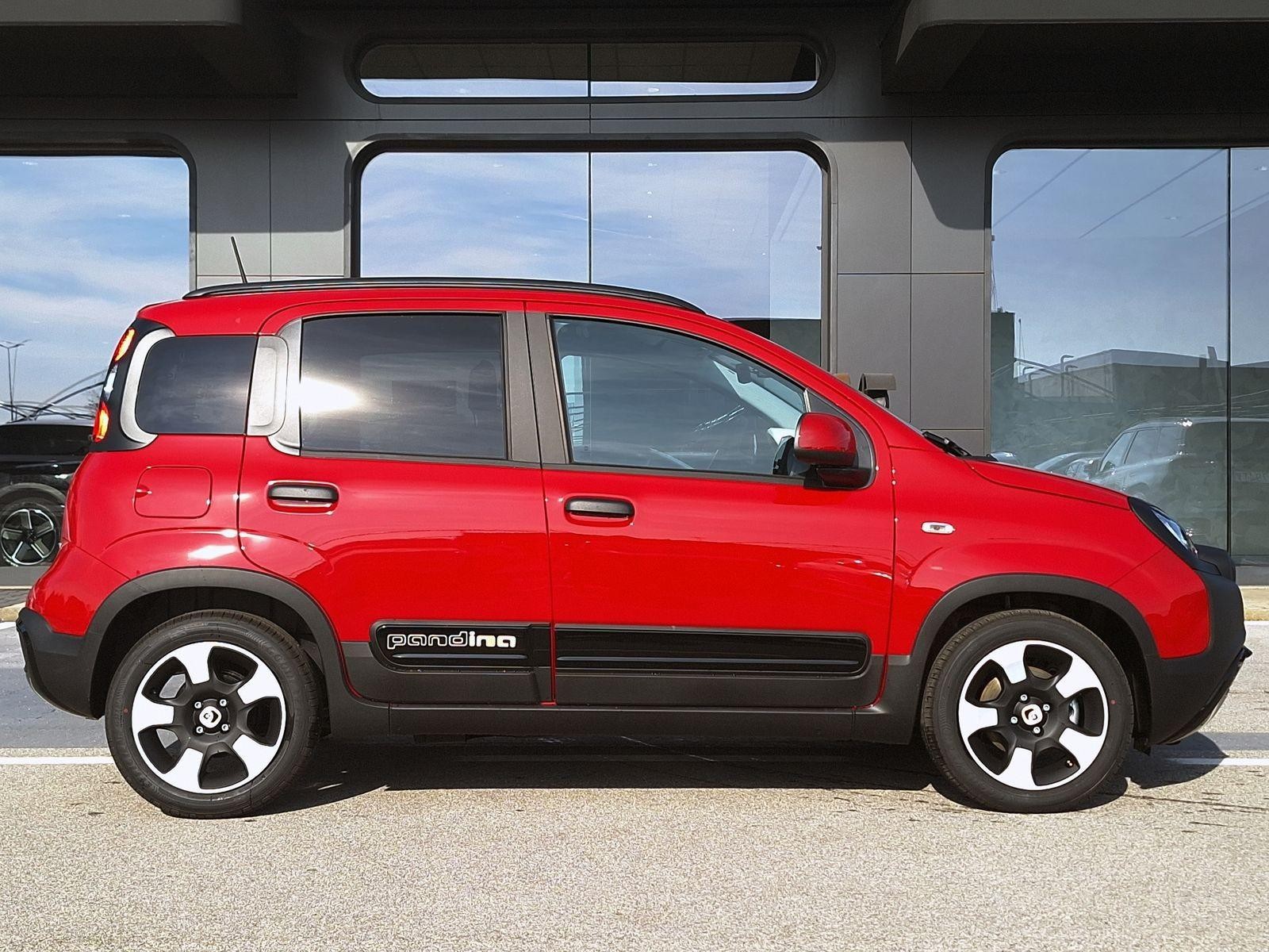 4 - Fiat Pandina cross 1.0 firefly hybrid 70cv s&s