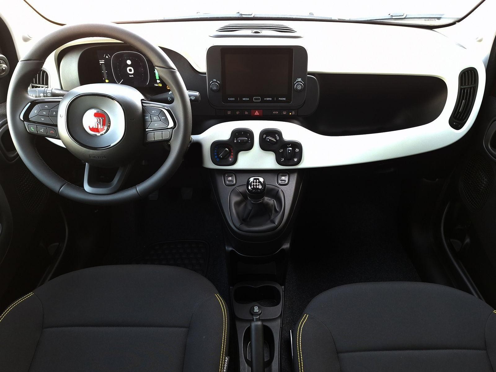 8 - Fiat Pandina cross 1.0 firefly hybrid 70cv s&s