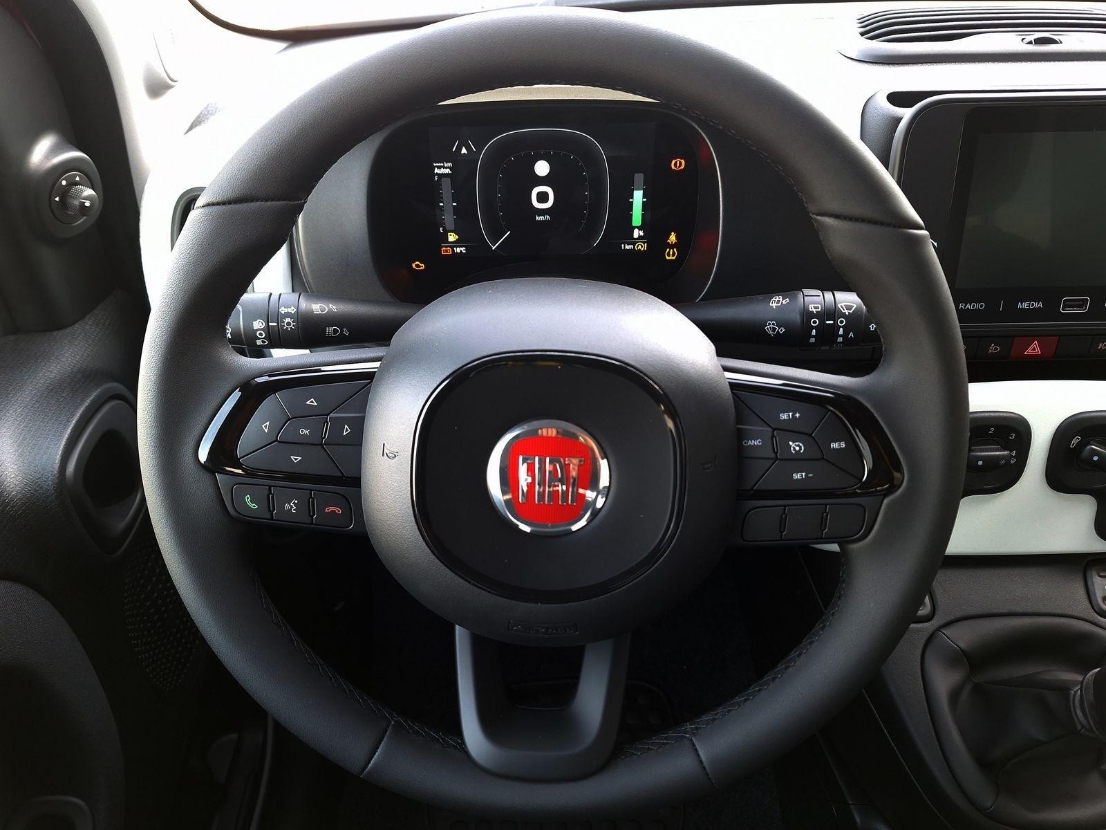 9 - Fiat Pandina cross 1.0 firefly hybrid 70cv s&s