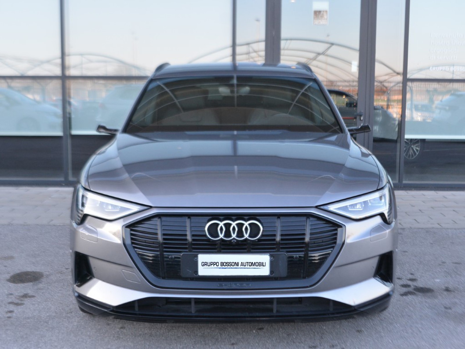 2 - Audi e-tron sportback 55 business fast quattro cvt