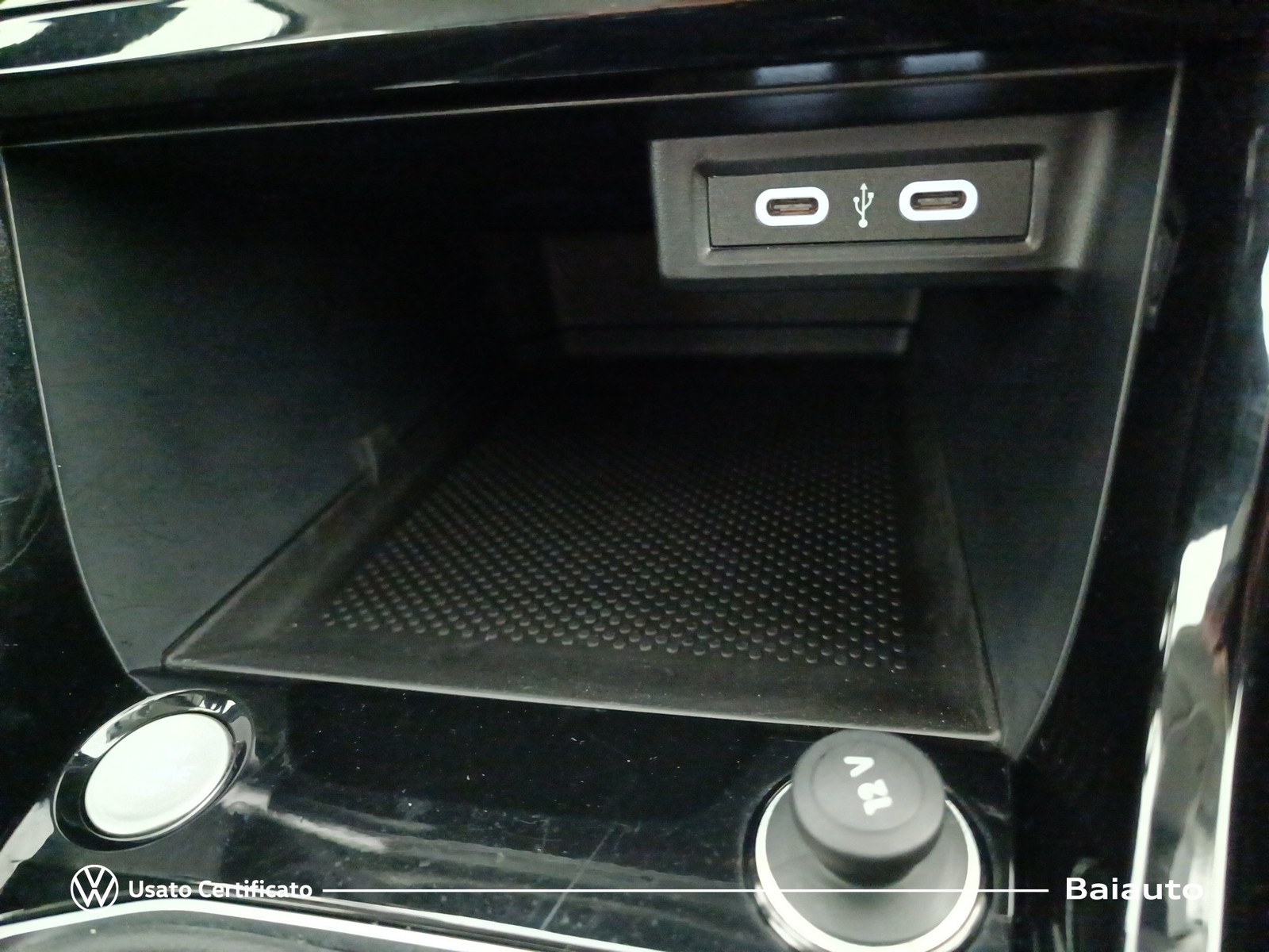 12 - Volkswagen T-Cross 1.0 tsi 95cv life