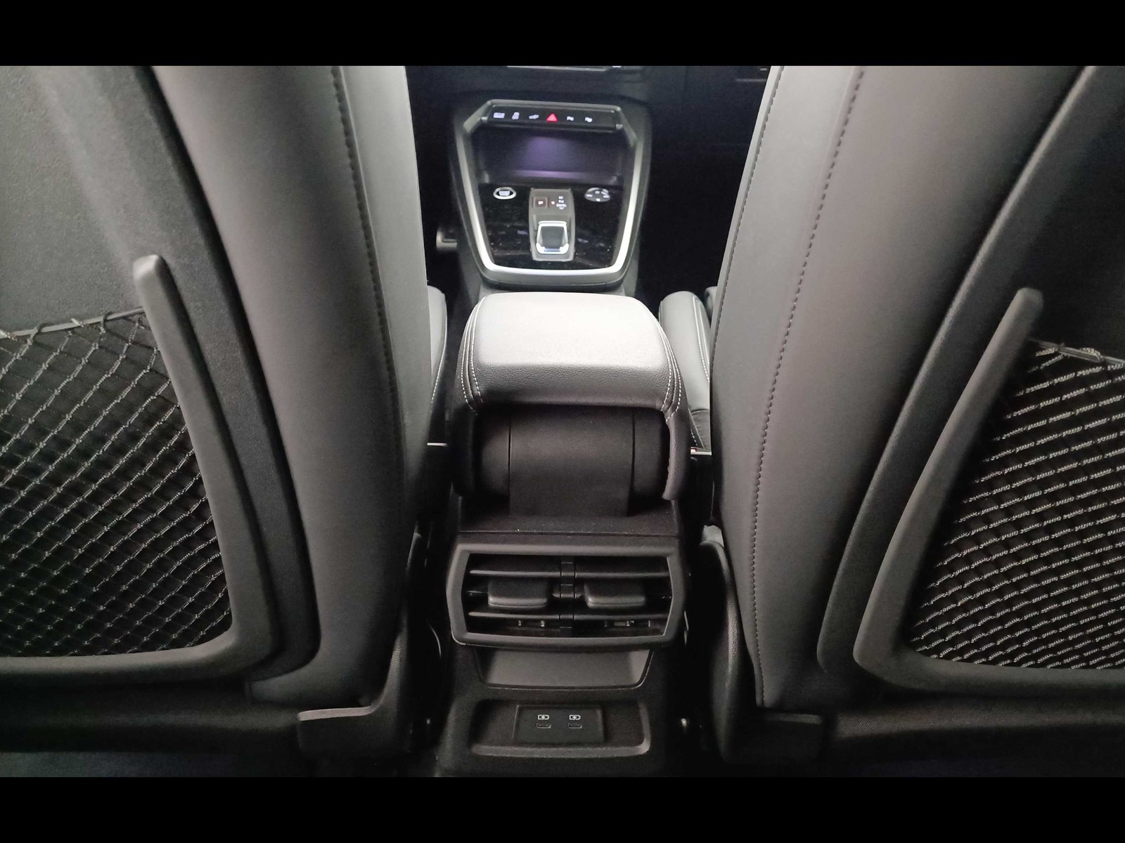 35 - Audi A3 sportback 45 1.4 tfsi e s line edition s tronic