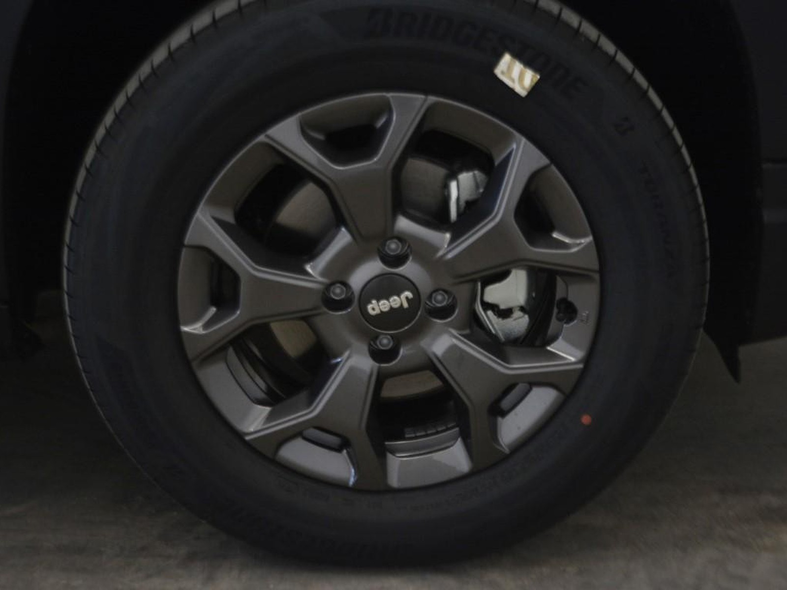 15 - Jeep Avenger 1.2 turbo 100cv longitude fwd