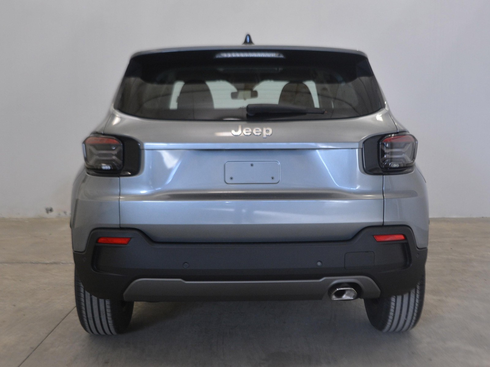 4 - Jeep Avenger 1.2 turbo 100cv longitude fwd