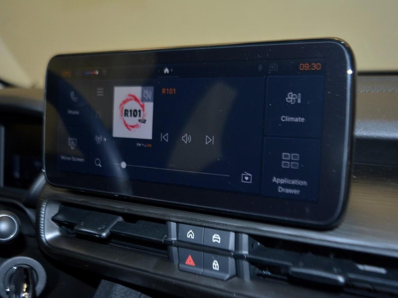 10 - Jeep Avenger 1.2 turbo 100cv longitude fwd