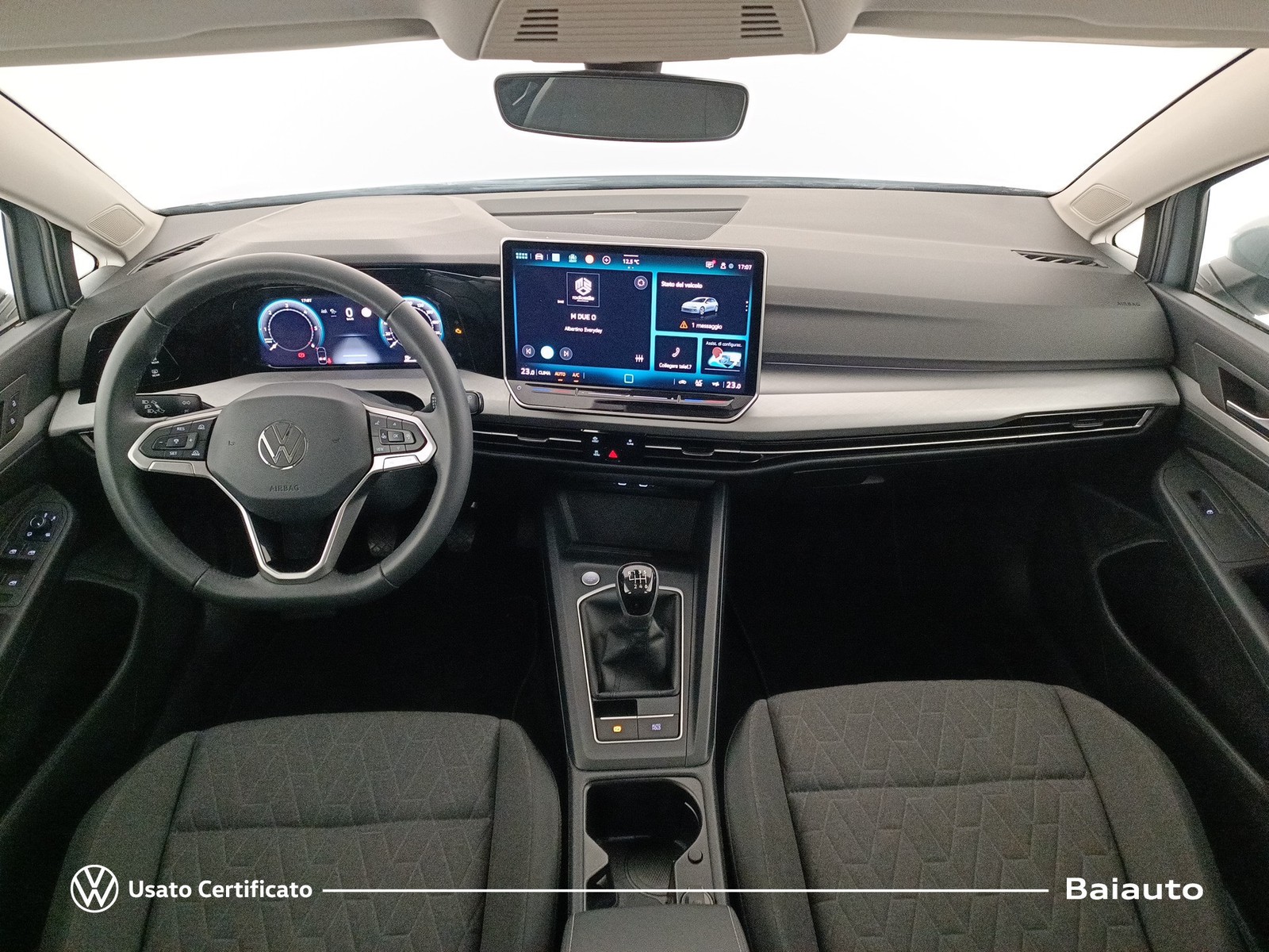 6 - Volkswagen Golf 2.0 tdi scr 115cv life