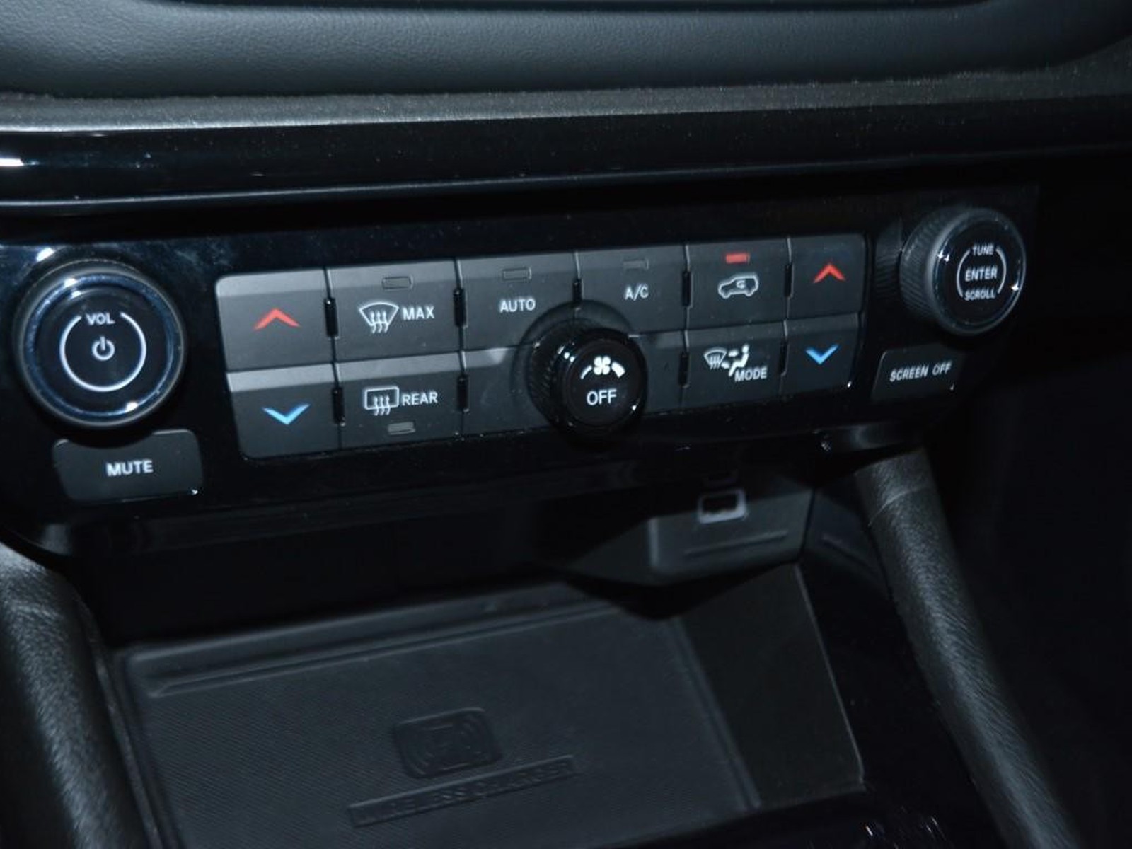 12 - Jeep Compass 1.5 turbo t4 mhev 130cv s 2wd dct