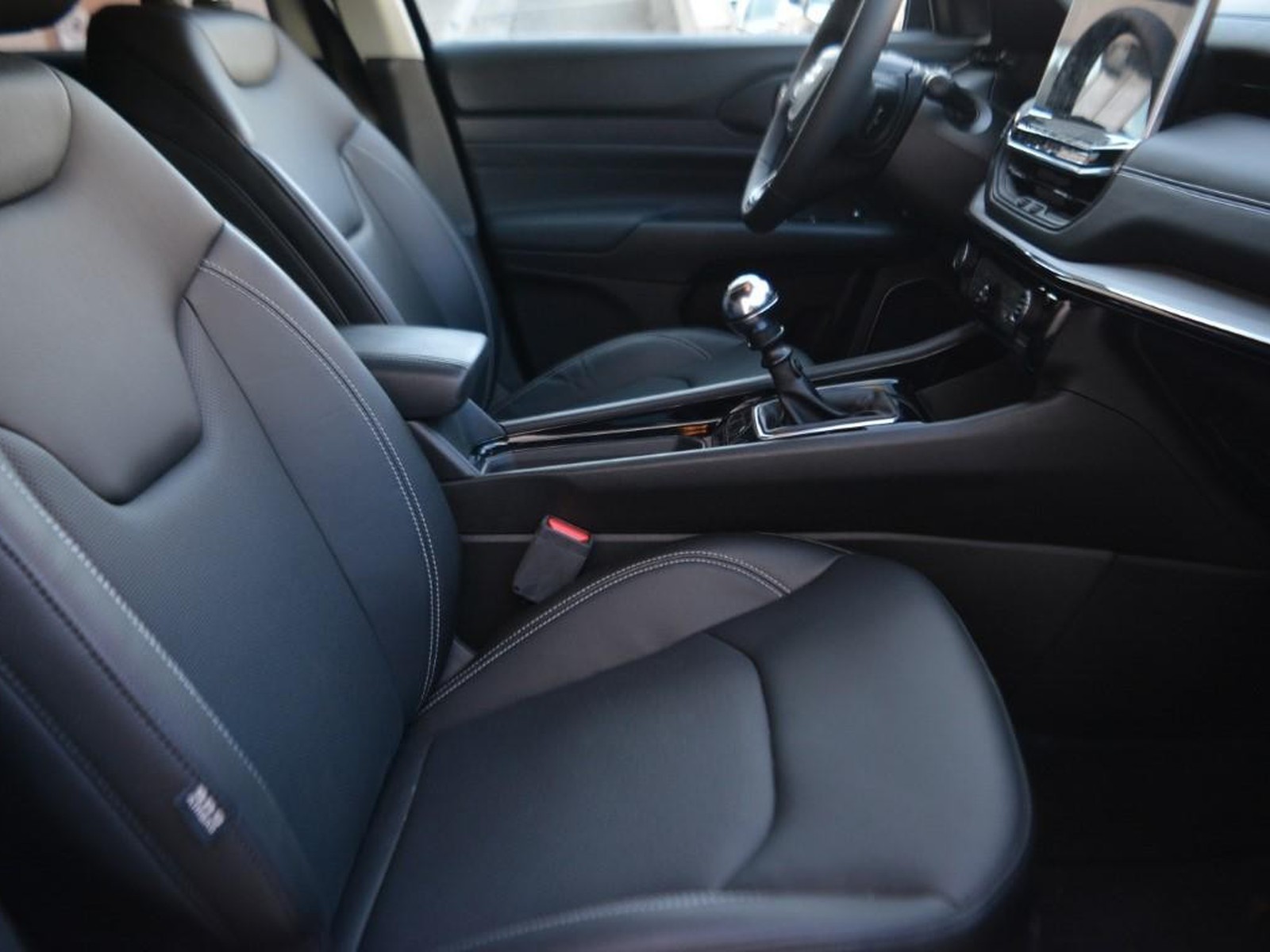 5 - Jeep Compass 1.6 multijet ii 130cv s 2wd