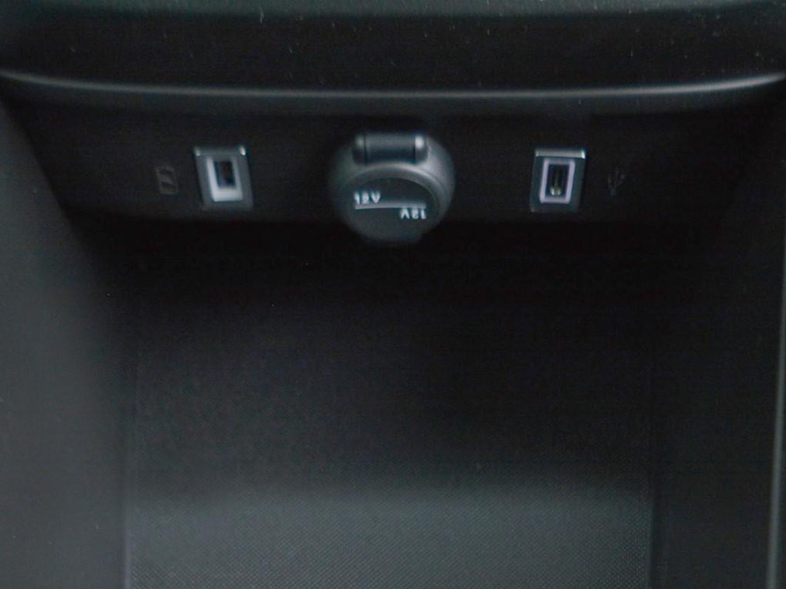 18 - Fiat 600 1.2 hybrid 145cv icon