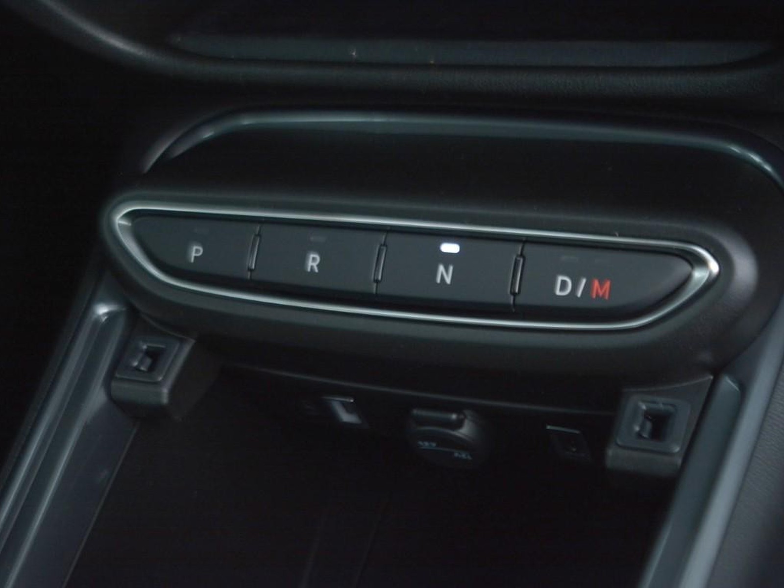 12 - Fiat 600 1.2 hybrid 145cv icon