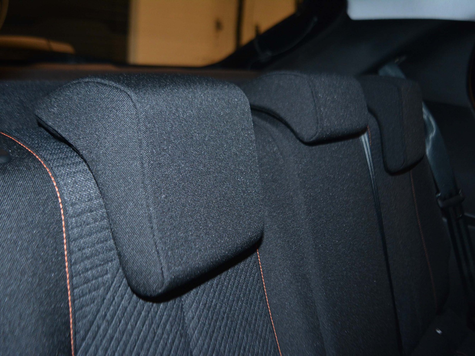 6 - Peugeot 208 1.2 puretech 100cv style s&s