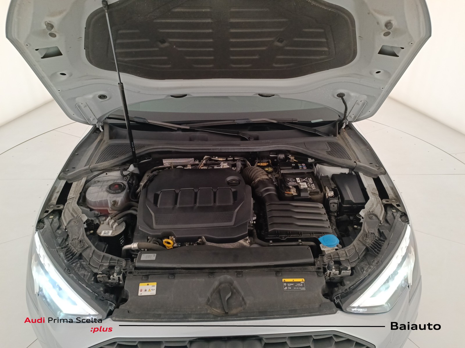 33 - Audi A3 sportback 30 2.0 tdi business advanced s tronic