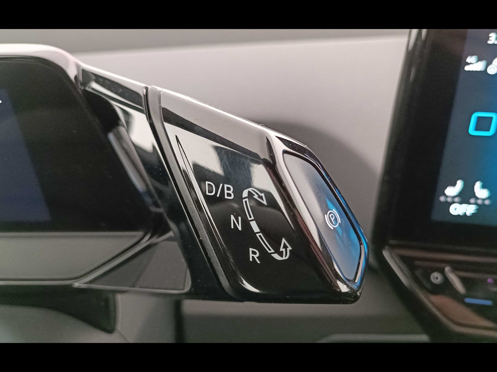 12 - Volkswagen ID.3 58 kwh pro performance