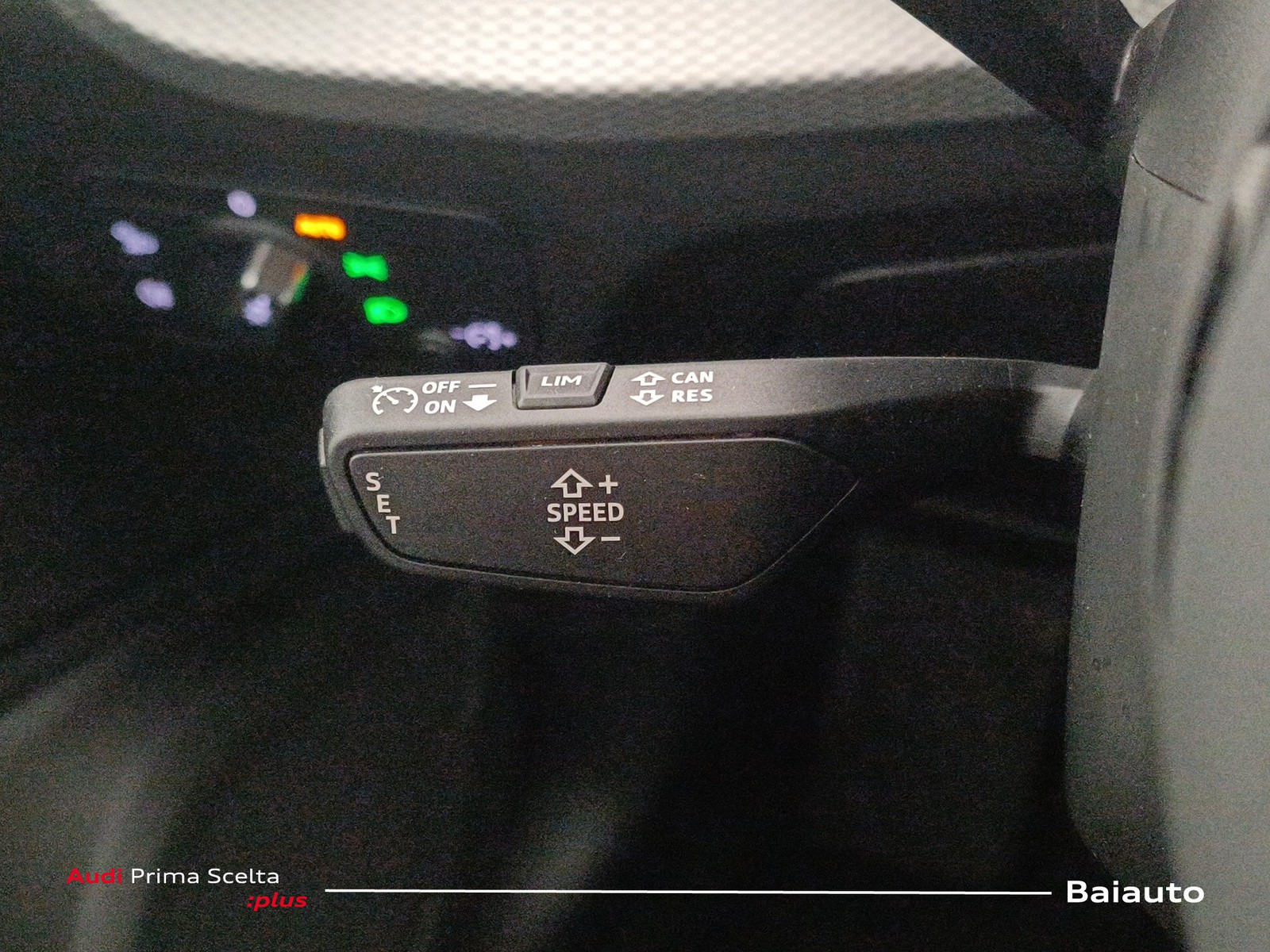 17 - Audi Q2 35 1.5 tfsi s line edition s tronic