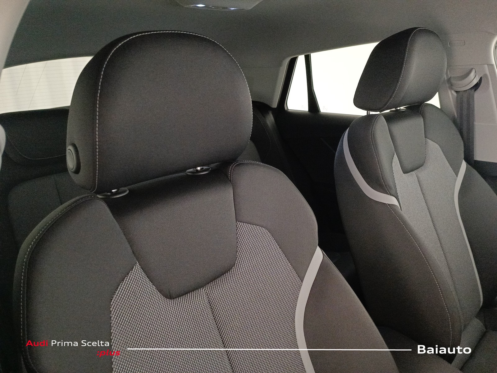 23 - Audi Q2 35 1.5 tfsi s line edition s tronic