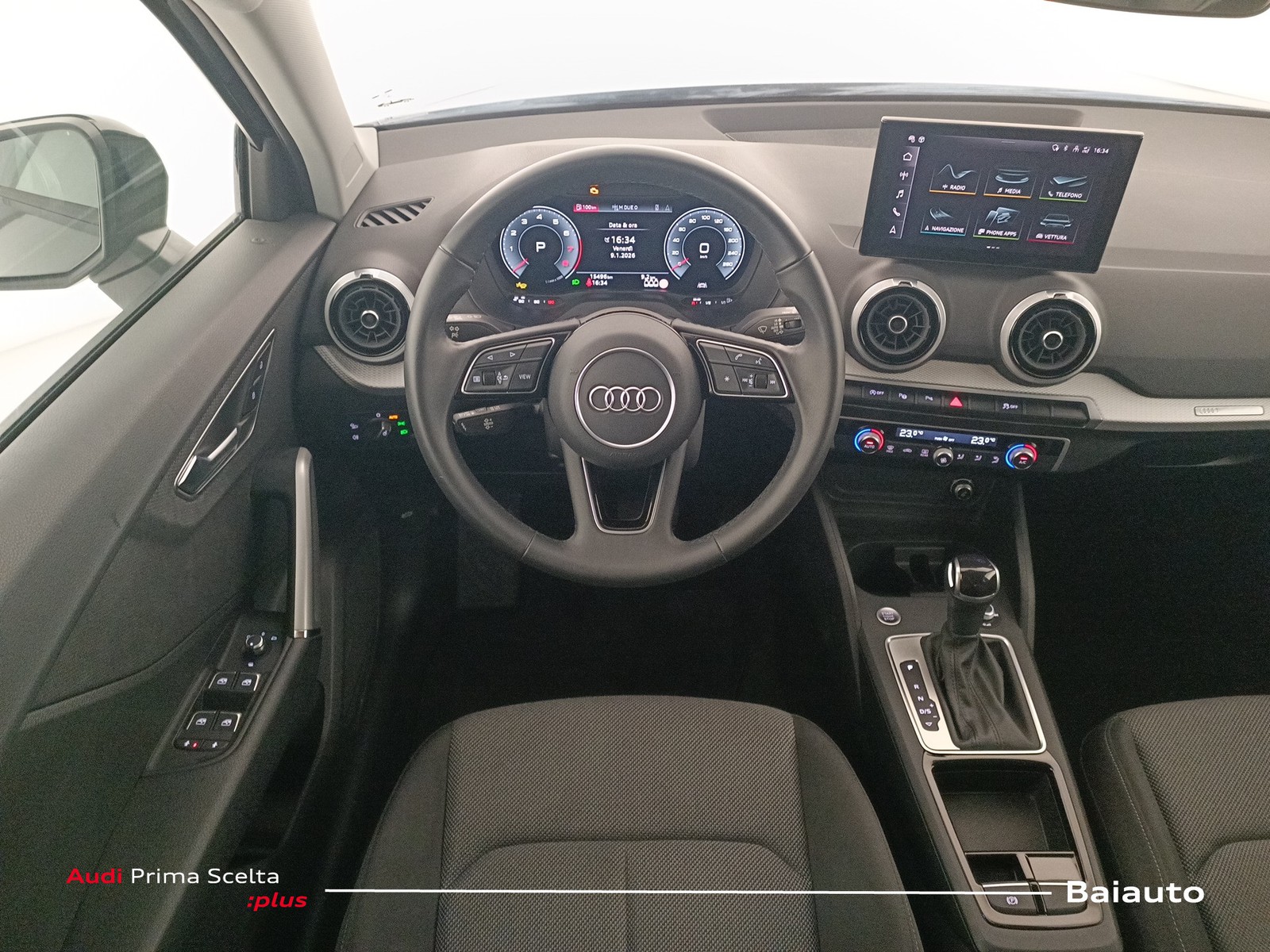 8 - Audi Q2 35 1.5 tfsi s line edition s tronic