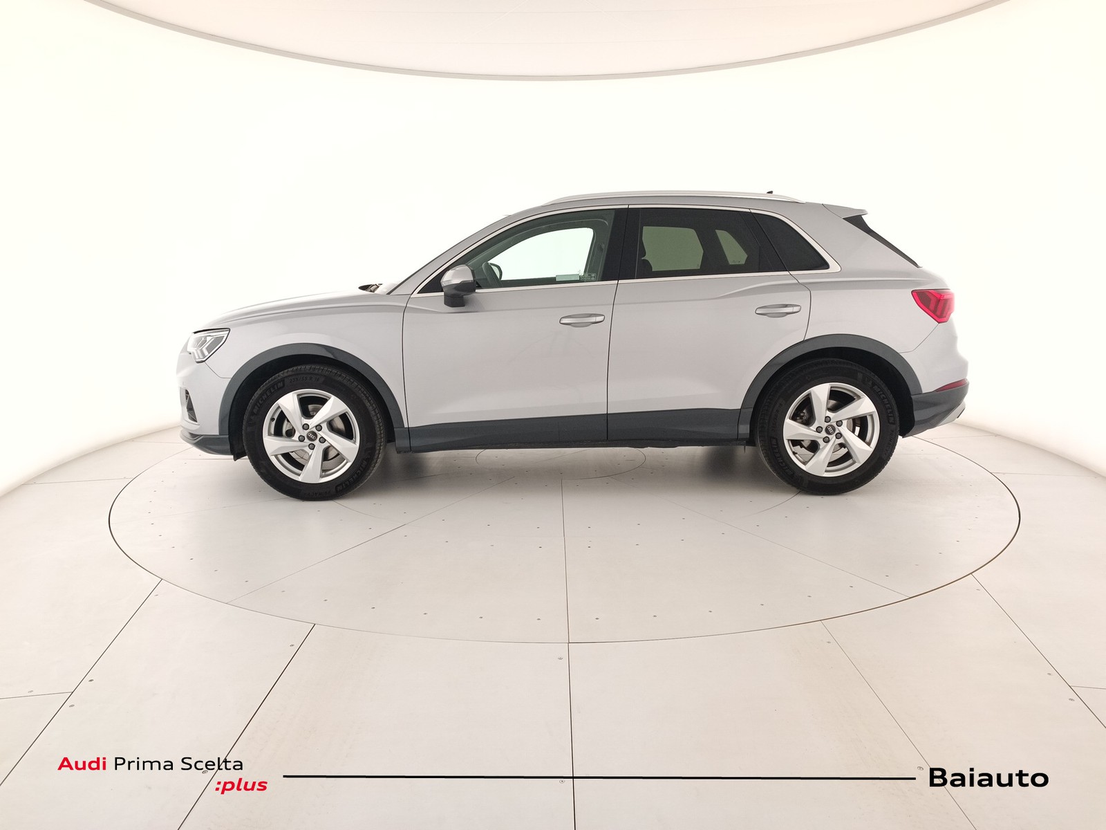 3 - Audi Q3 35 2.0 tdi business advanced s tronic