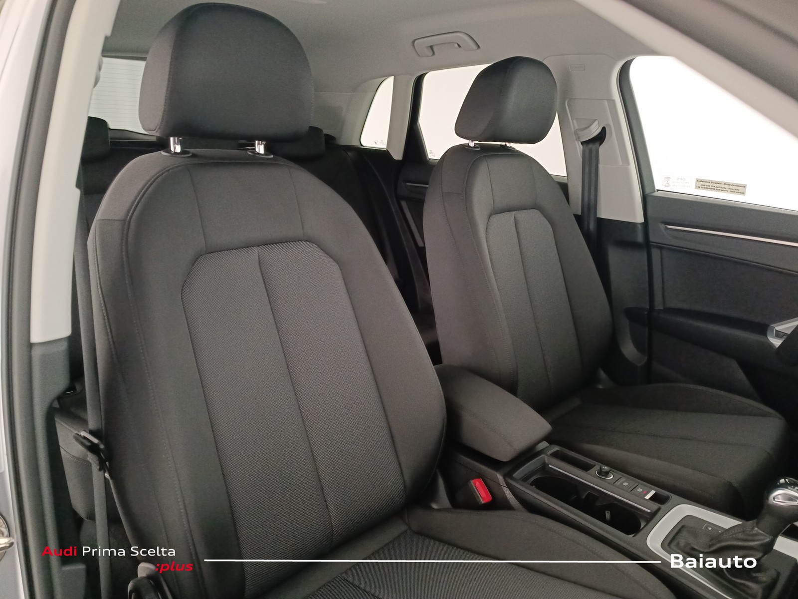 22 - Audi Q3 35 2.0 tdi business advanced s tronic