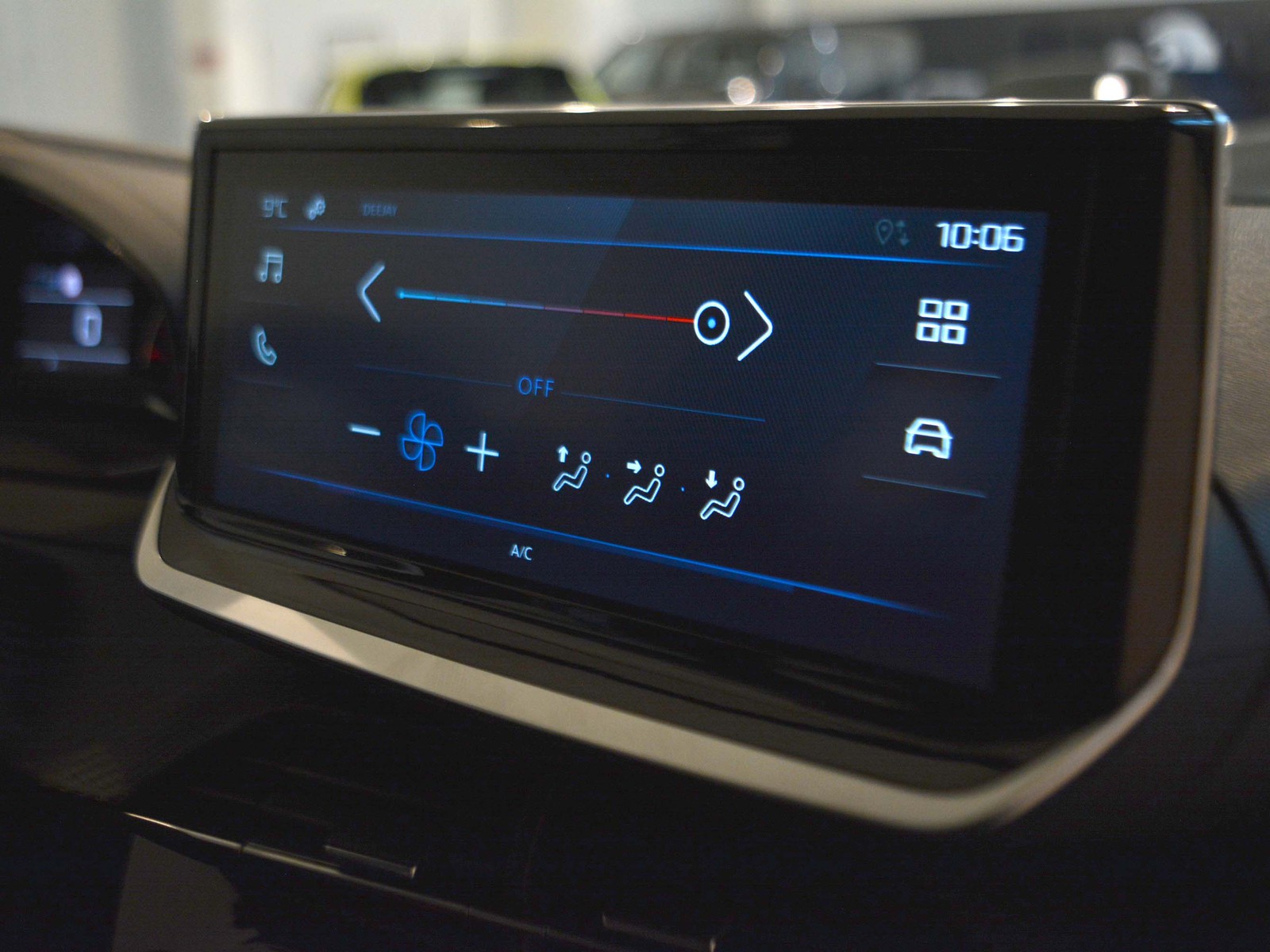 10 - Peugeot 208 1.2 puretech 100cv style s&s