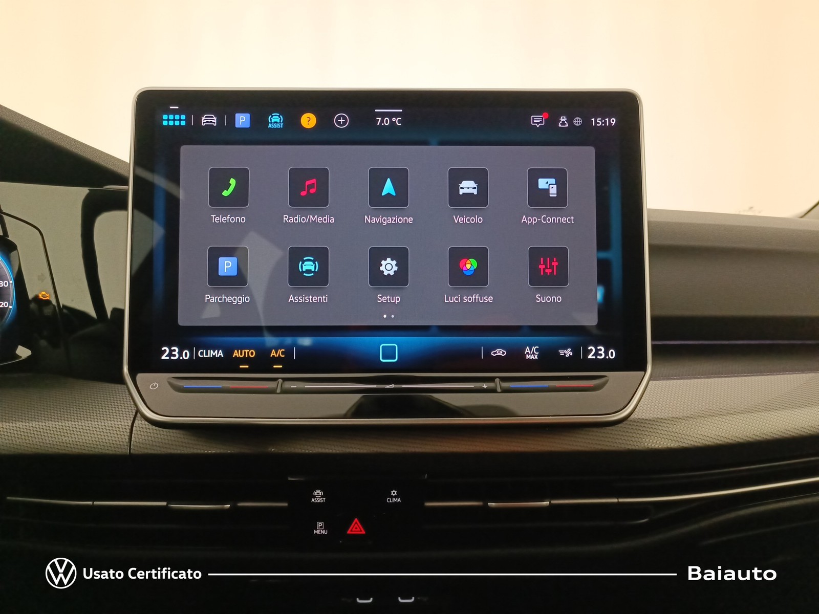 10 - Volkswagen Golf 2.0 tdi scr 115cv life