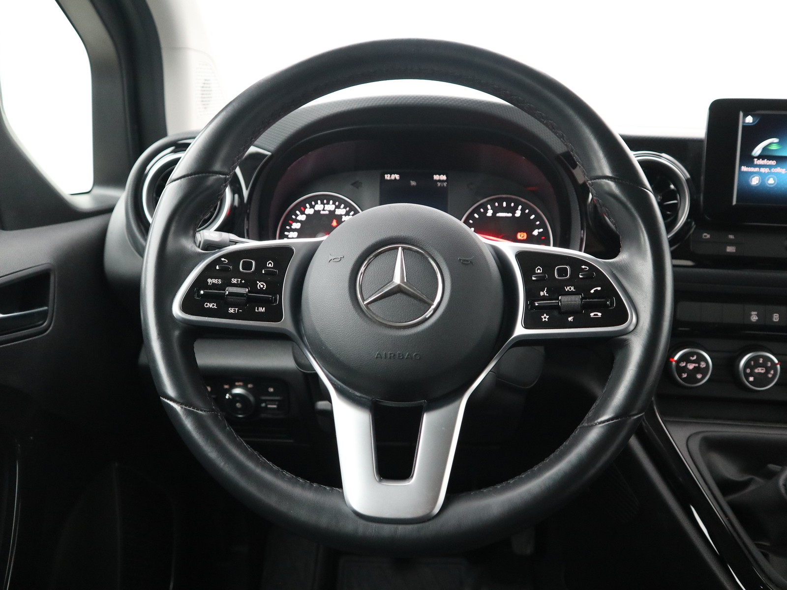 15 - Mercedes Vans Classe T long 180 d sport