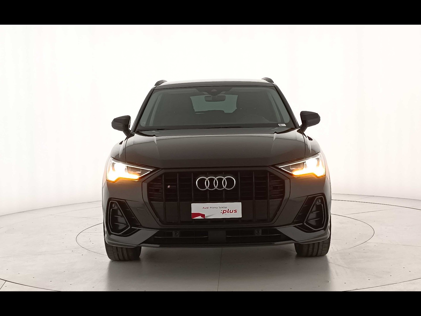 46 - Audi Q3 35 2.0 tdi s line edition s tronic