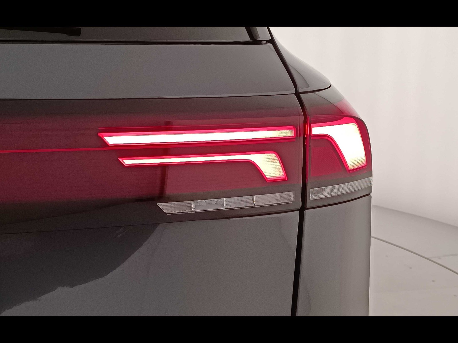 41 - Volkswagen Tiguan 2.0 tdi scr 150cv life dsg