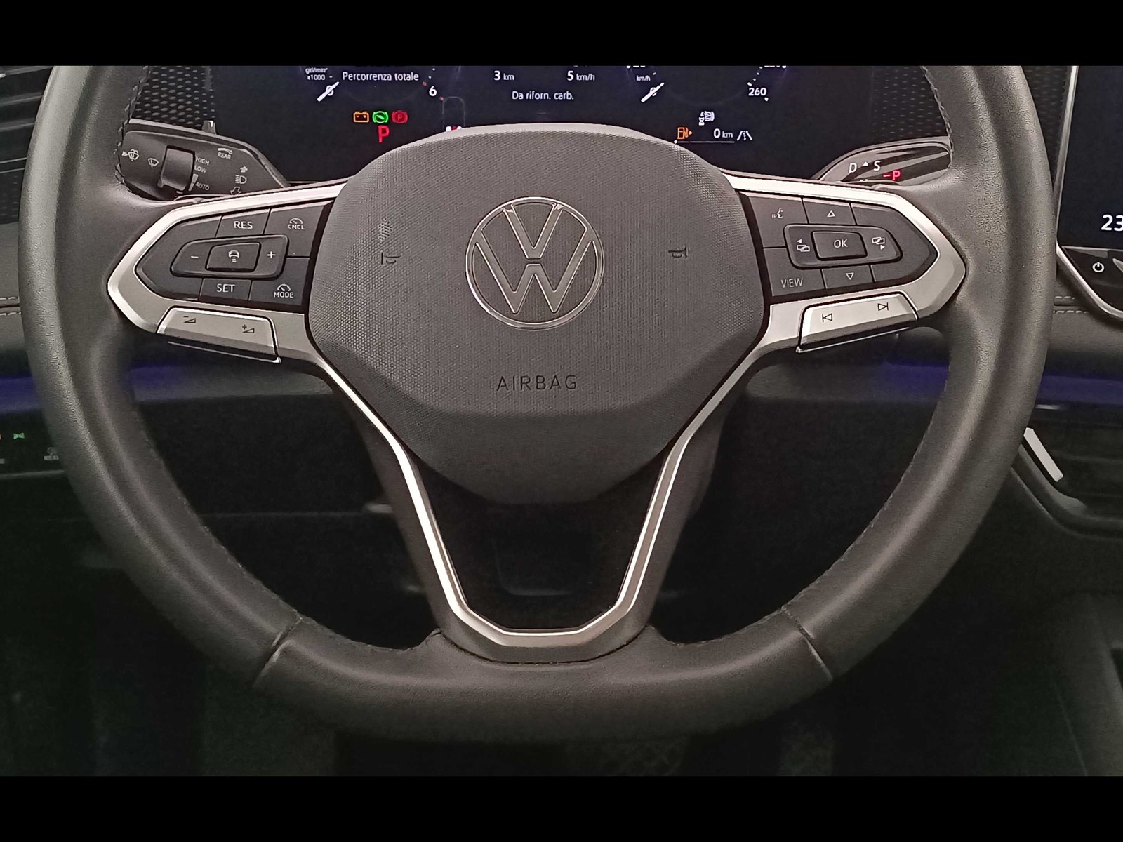 15 - Volkswagen Tiguan 2.0 tdi scr 150cv life dsg