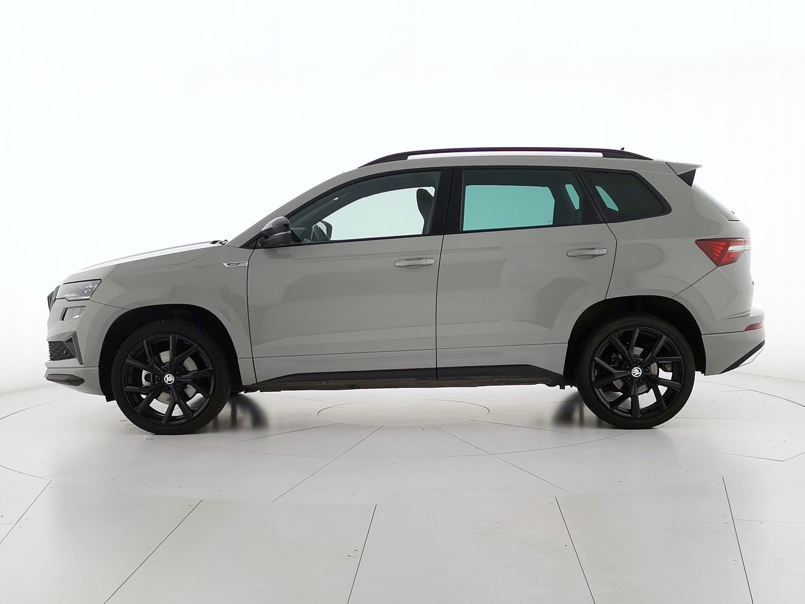 3 - Skoda Karoq 1.5 tsi act sportline dsg