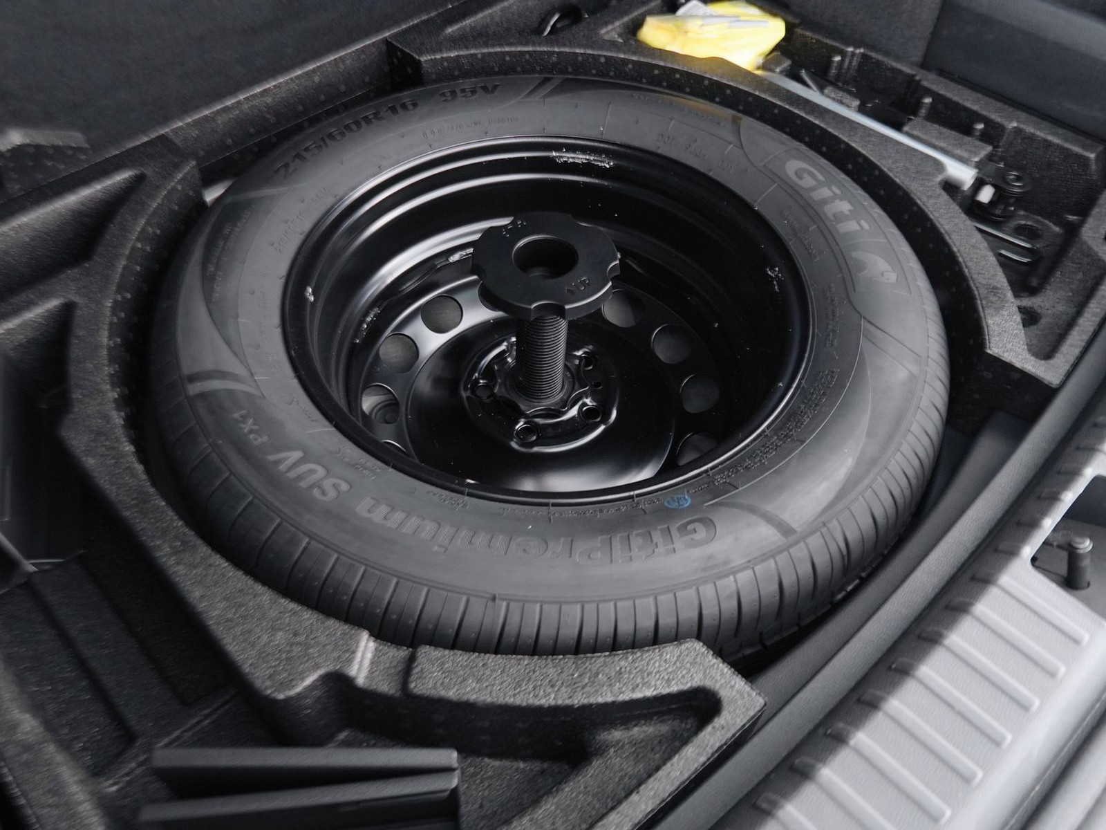 36 - Skoda Karoq 1.5 tsi act sportline dsg