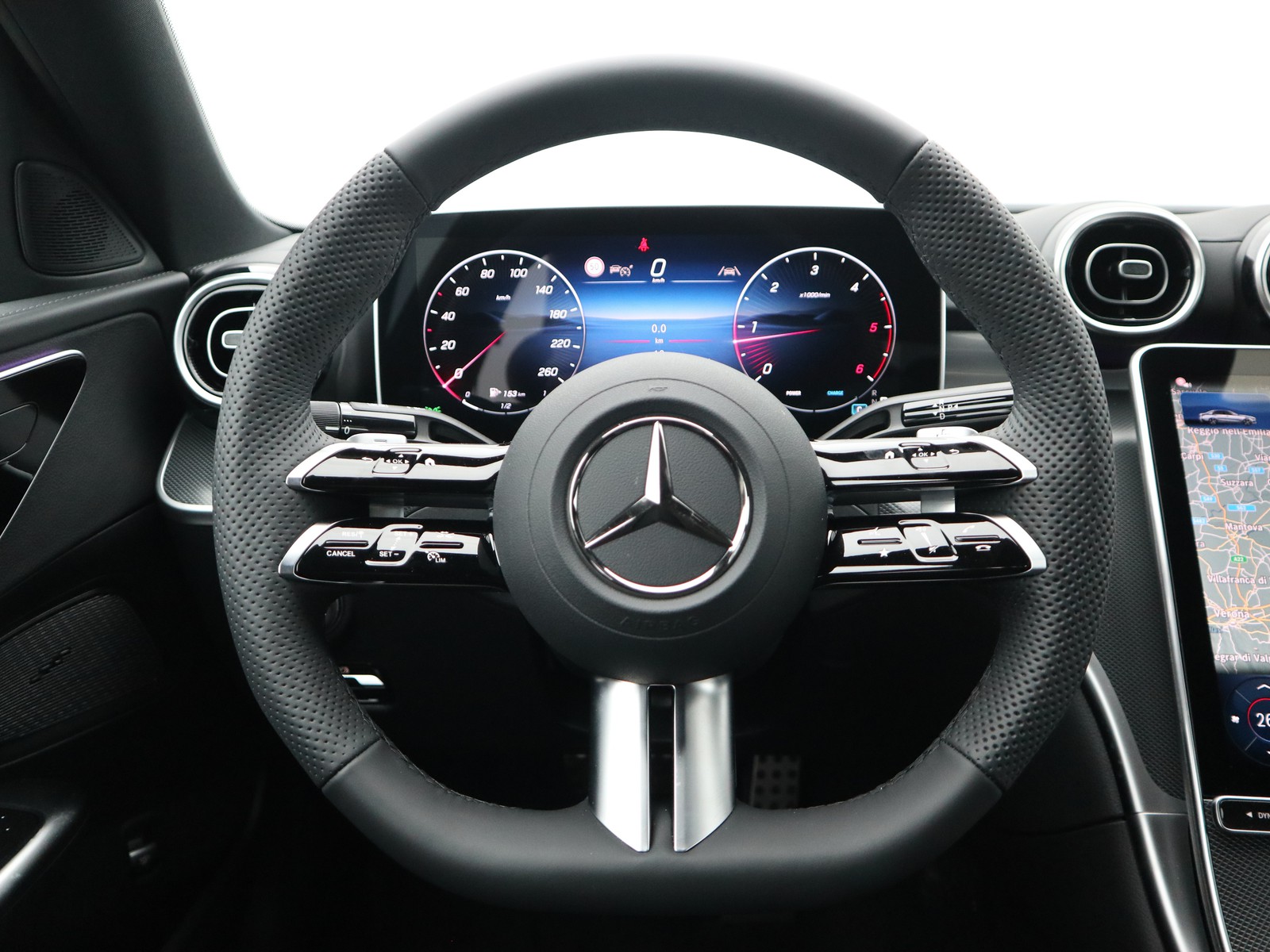 16 - Mercedes Classe C berlina 200 d mild hybrid amg line advanced 9g-tronic