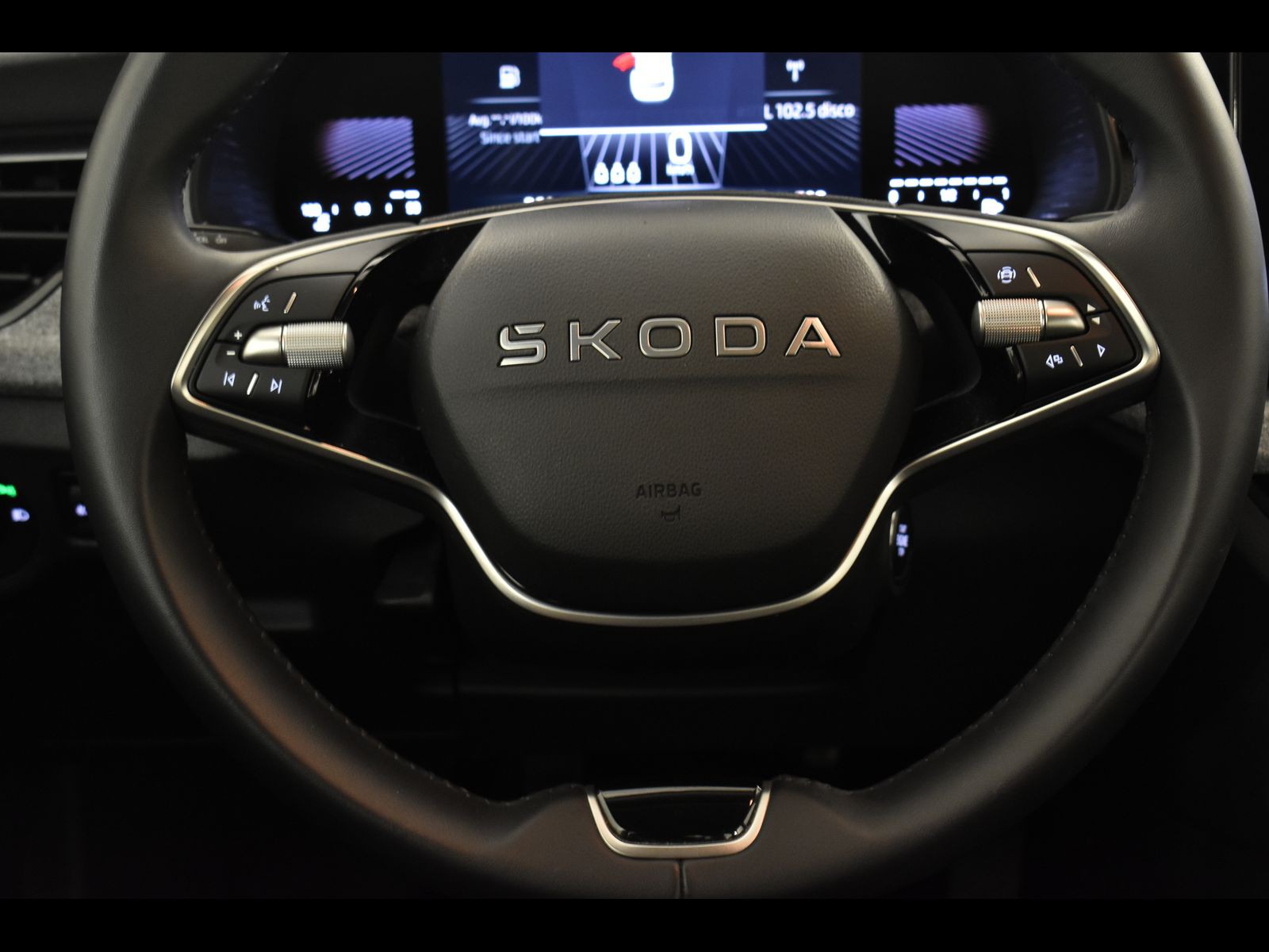 15 - Skoda Kamiq 1.0 tsi 95cv selection