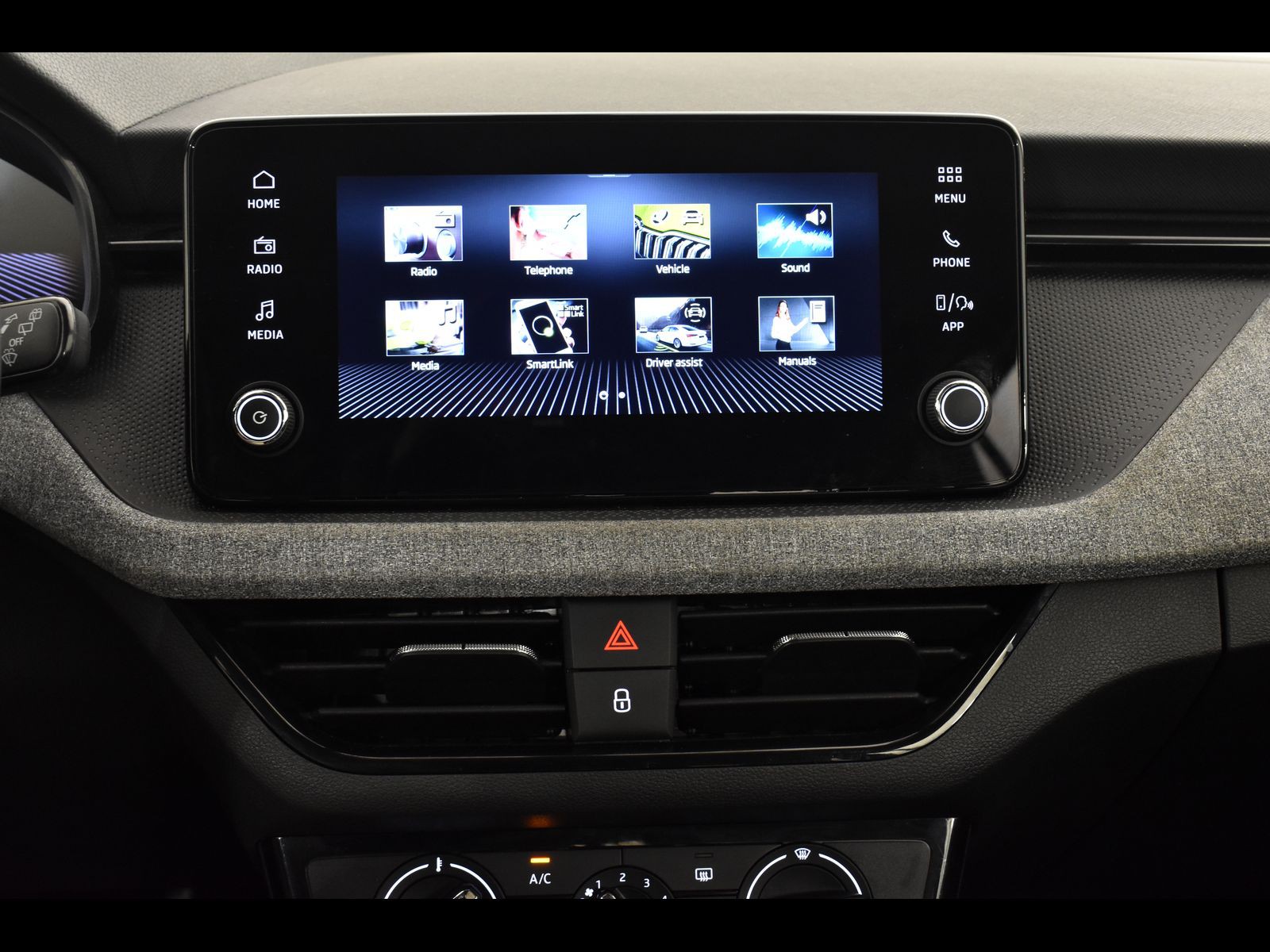 23 - Skoda Kamiq 1.0 tsi 95cv selection