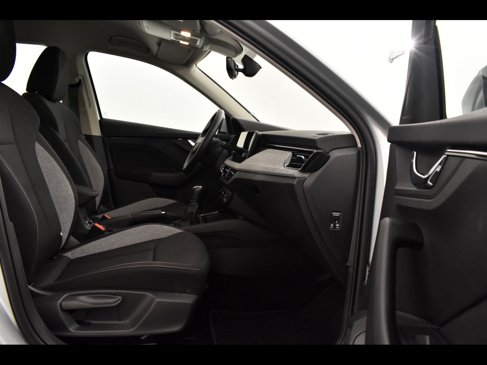 8 - Skoda Kamiq 1.0 tsi 95cv selection