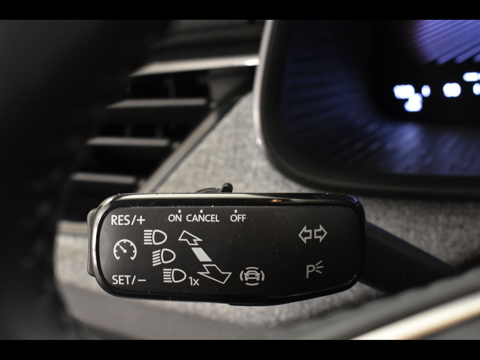 18 - Skoda Kamiq 1.0 tsi 95cv selection