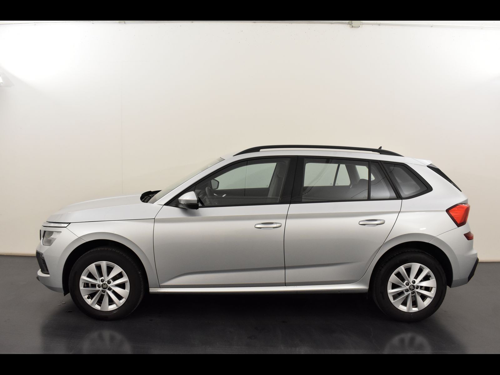 3 - Skoda Kamiq 1.0 tsi 95cv selection