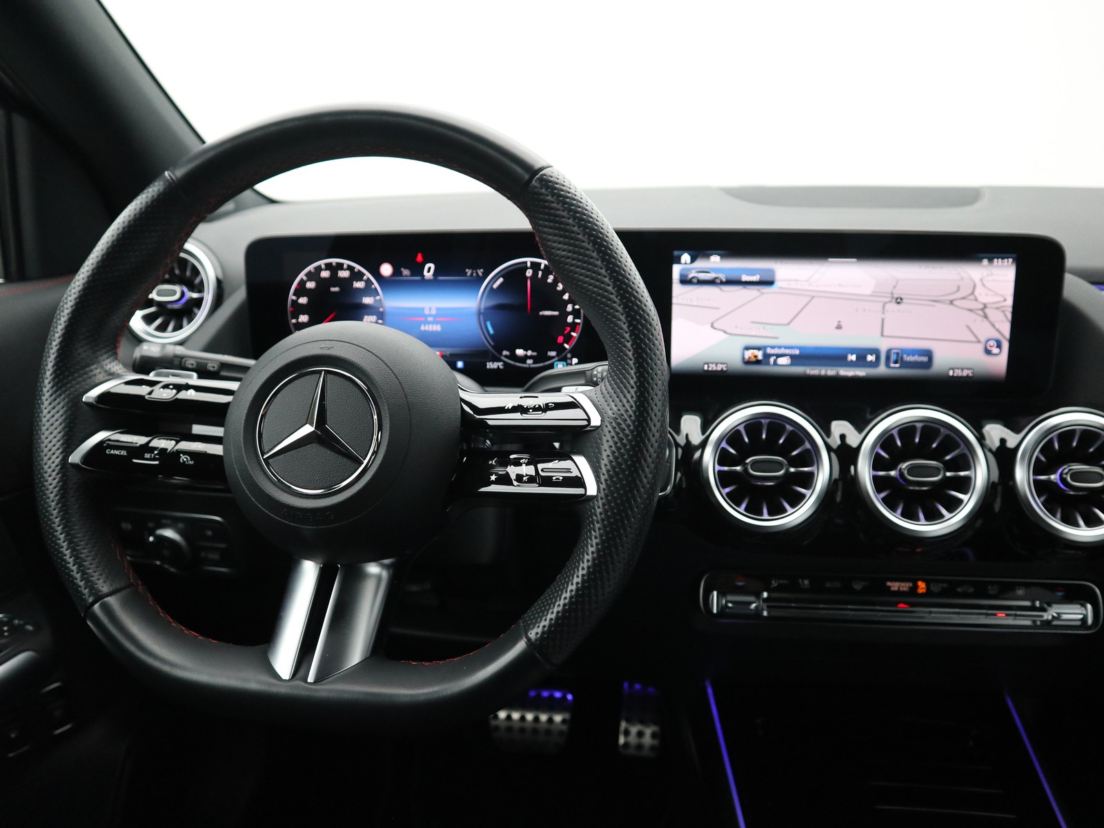 12 - Mercedes GLA 250 e plug-in-hybrid amg line advanced plus 8g-dct