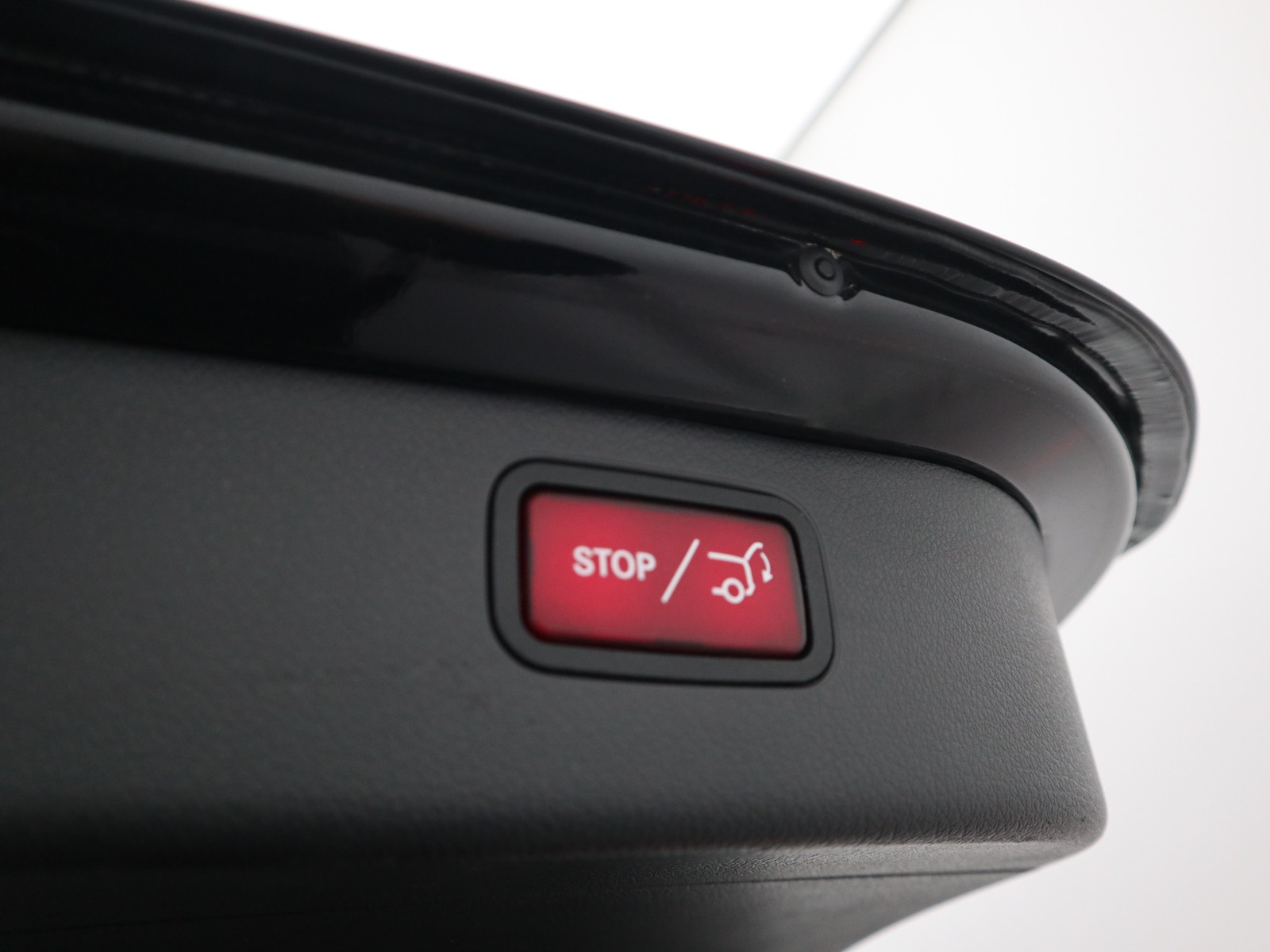 17 - Mercedes Classe C station wagon 200 d mild hybrid amg line advanced 9g-tronic