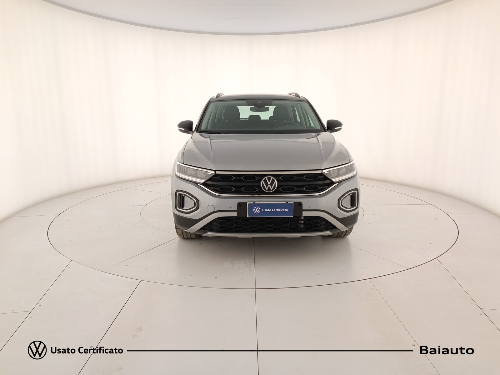 2 - Volkswagen T-Roc 2.0 tdi scr 150cv life dsg